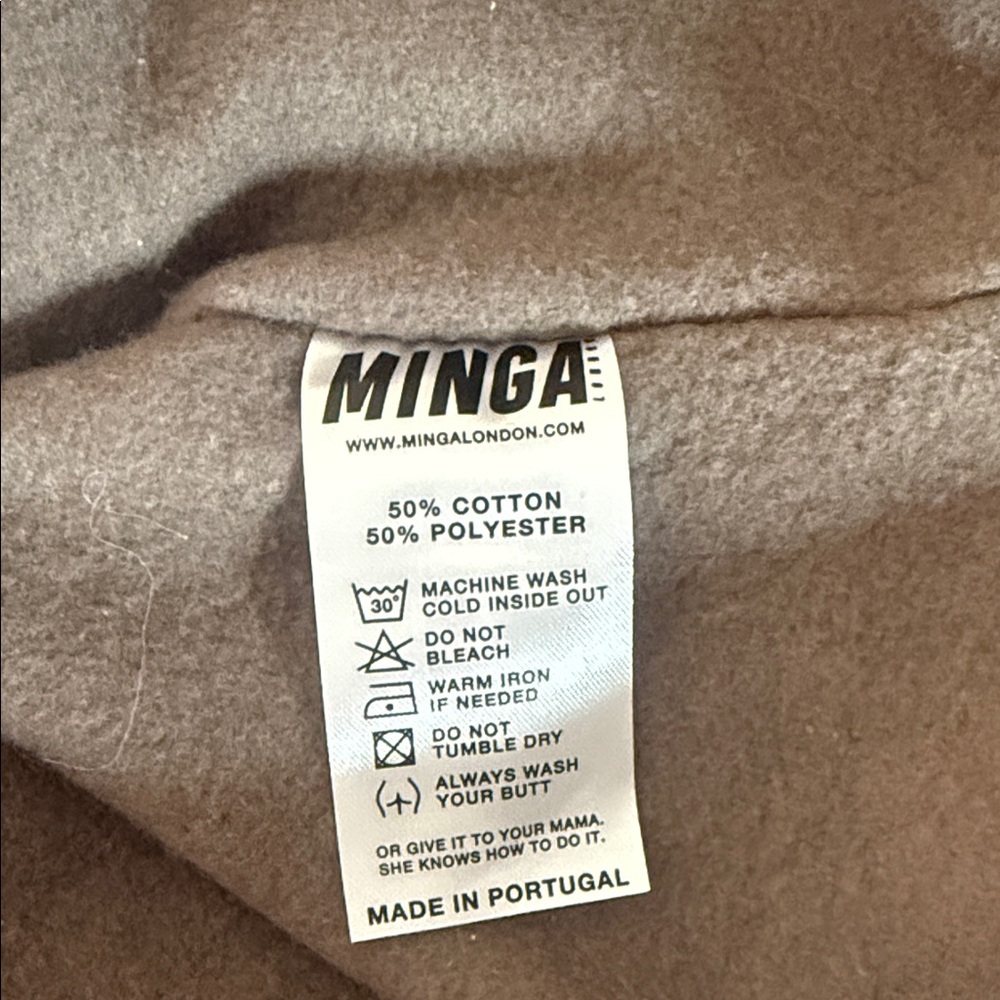 NWT Women’s Oversized Patchwork Sweatshirt - Beige, White, Dark Brown - Picture 7 of 8